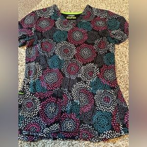 Landau proflex scrub top